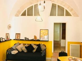 Casa Coco in Yellow
